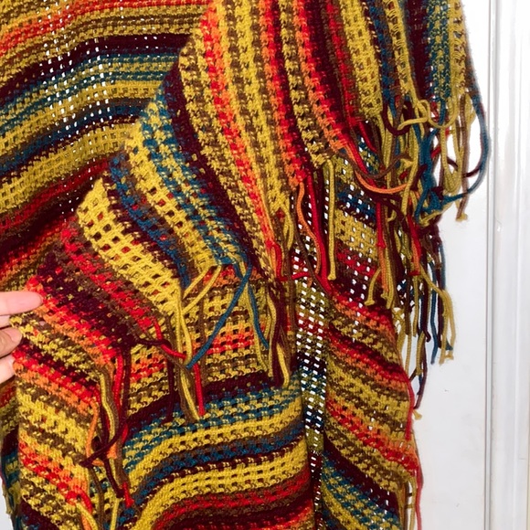 Helen Welsh multi color fringe poncho - Picture 3 of 5